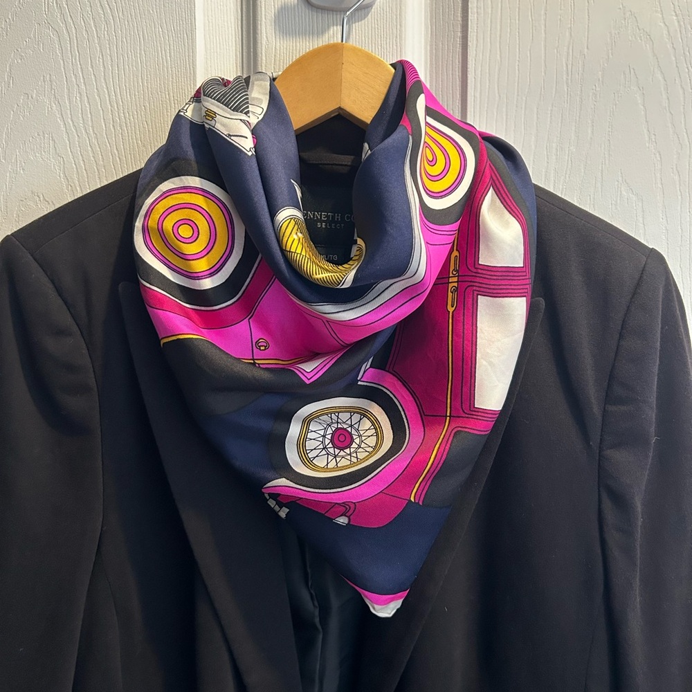 Beautiful colourful vintage scarf Bianchini Ferier
